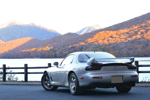 中禅寺湖とRX-7(FD3S)の写真